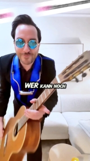 Wer kennt das noch?🙂🧠
Welches Intro soll ich als Nächstes spielen?
#cover #throwback #kindheit #kindheitserinnerungen #schlosseinstein