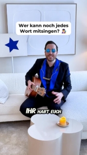 Wer kennt es? 📺 Wer diesen Song mitsingen kann, hatte die beste Kindheit🕵️‍♂️ Welches Lied soll ich als Nächstes spielen?
#cover #kindheit  #throwback  #gitarrencover #kindheitserinnerungen