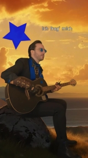 Ein kleiner Auszug meines Liedes „Ich frag‘ mich wie’s die Wolken tun“. Das Lied habe ich im August 2020 geschrieben - als ich am Attersee mit der Gitarre saß und bei einem sonnigen Tag die vereinzelten Wolken am Himmel beobachtete ☁️. Die ganze Version des Songs „Wolken“ ist auf SoundCloud zu hören. Viel Spaß beim Anhören!