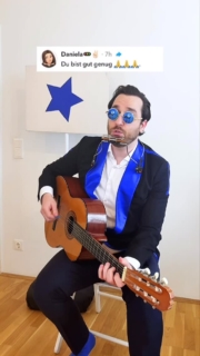 Euer Wunsch, aber mit Mundharmonika 🤯
Welchen viralen Song soll ich als Nächstes spielen? 👇
#dubistgutgenug #gutgenug #blumengarten #kitschkrieg #cover